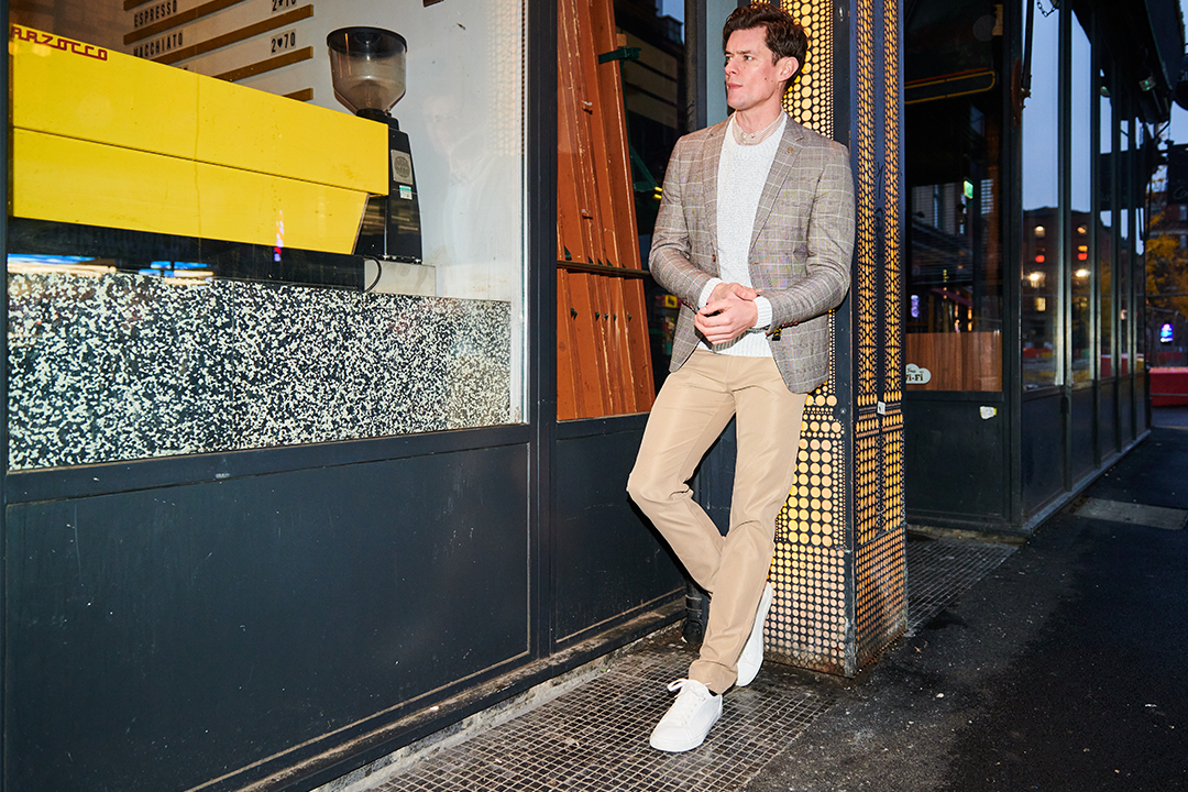 Suit Jacket Cream Chinos Black Shoes What Shoes To Wear With Chinos Tapered  Menswear