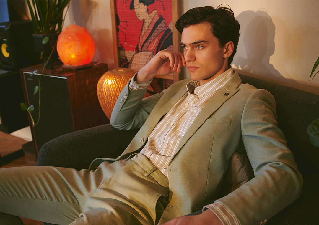 The Ultimate Spring Wedding Suit Guide