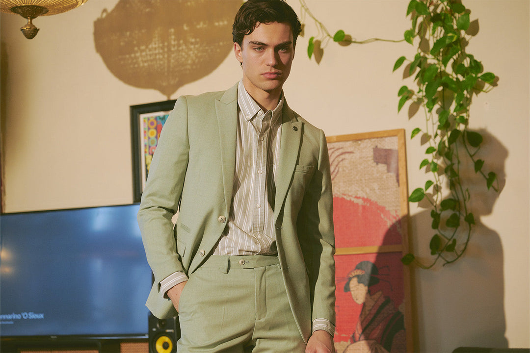 Build a Wardrobe with Just 5 Suits