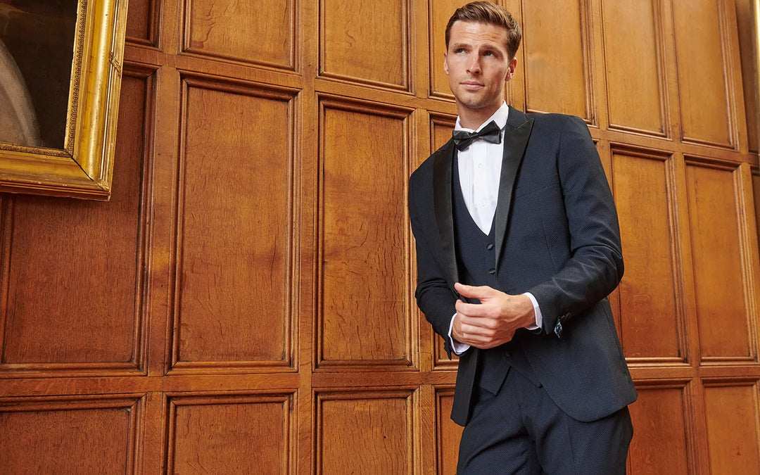 A Guide to Men s Dinner Suits and Tuxedos Marc Darcy