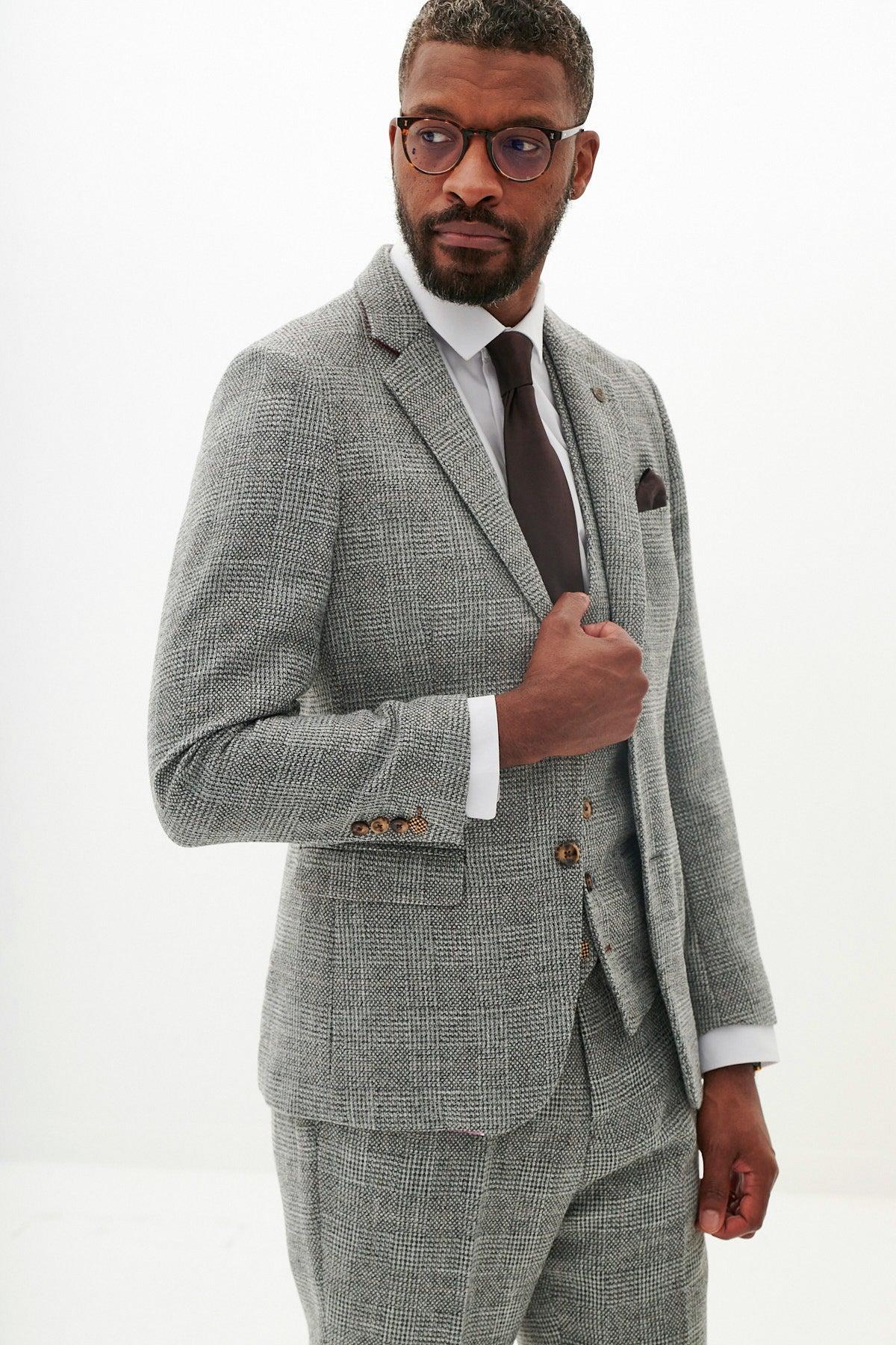 The West Bromwich Albion F.C. Collection | KRIS Silver Grey Blazer & Max Black Trousers As Seen On Darnell Furlong