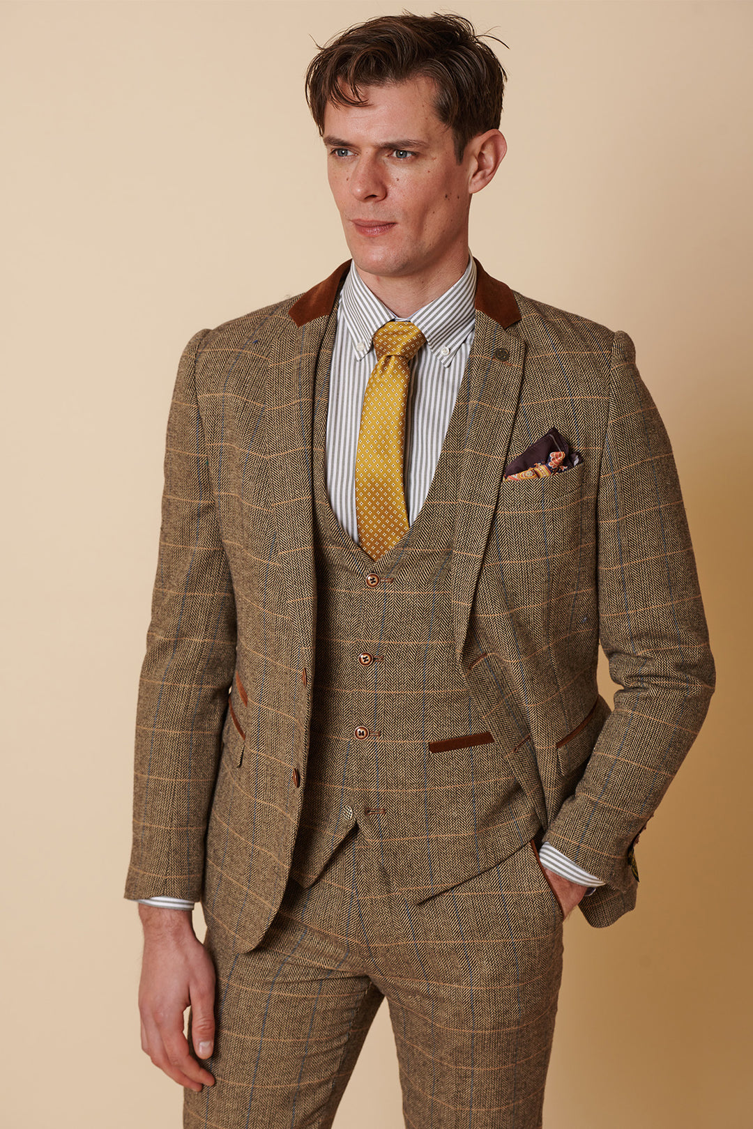 DX7 - Tan Tweed Check Blazer