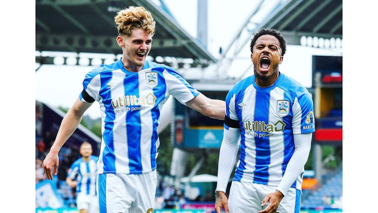 3Huddersfield copy.png__PID:e05e0be5-dd84-4779-9085-92c243297112