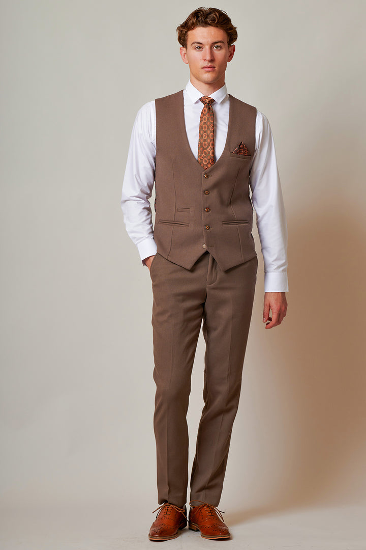 HM5 - Tan Tailored Three Piece Suit