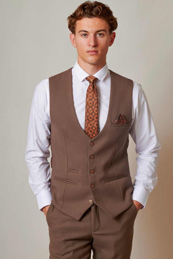 HM5 - Tan Single Breasted Waistcoat