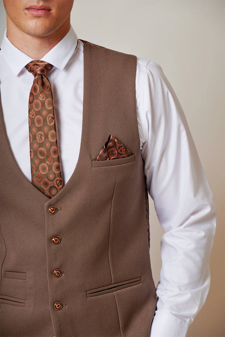 HM5 - Tan Single Breasted Waistcoat