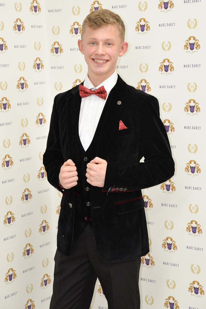 Coronation Street's Dylan Wilson (Liam McCheyne) In HUDSON Black Velvet Blazer & Waistcoat