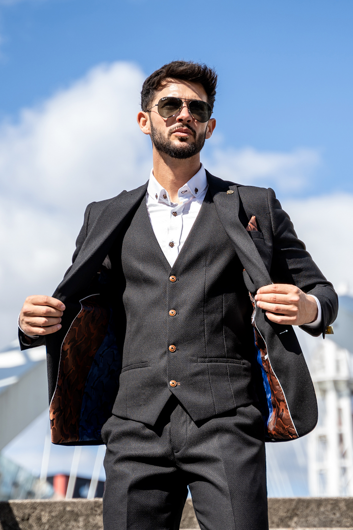 MAX - Black Three Piece Suit with Contrast Buttons