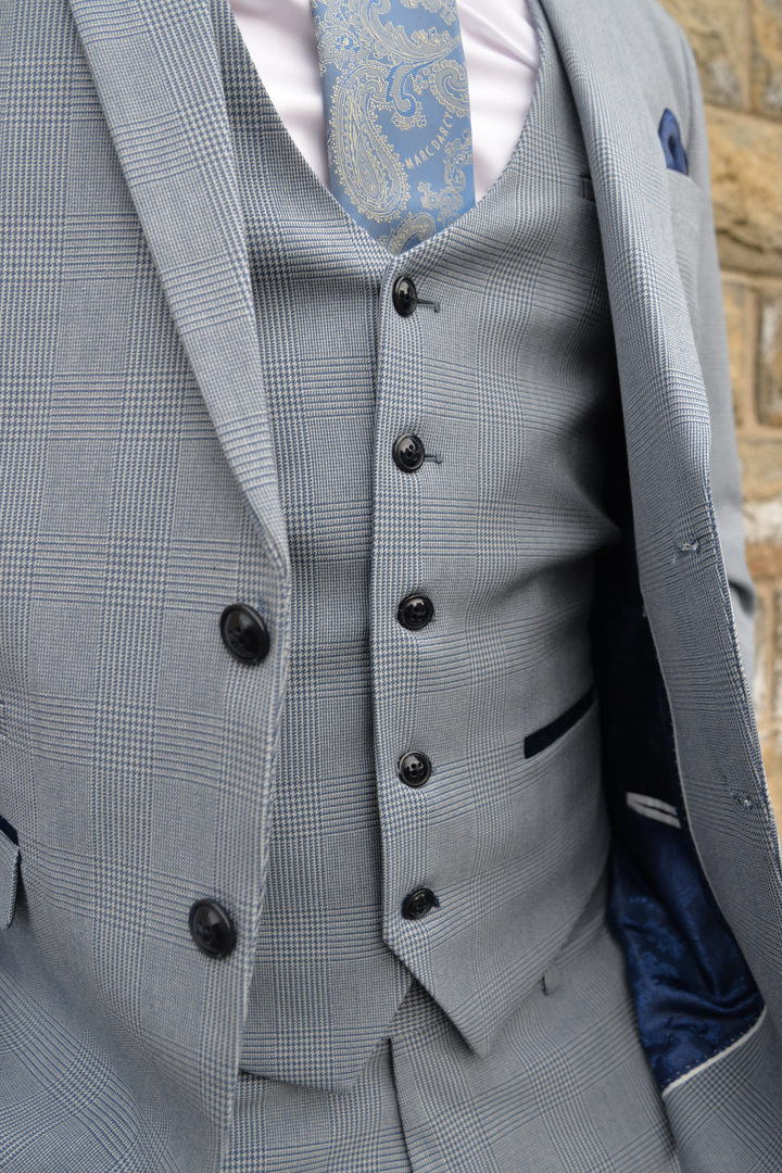 The Everton Collection | James Garner In The BROMLEY Sky Blue Suit