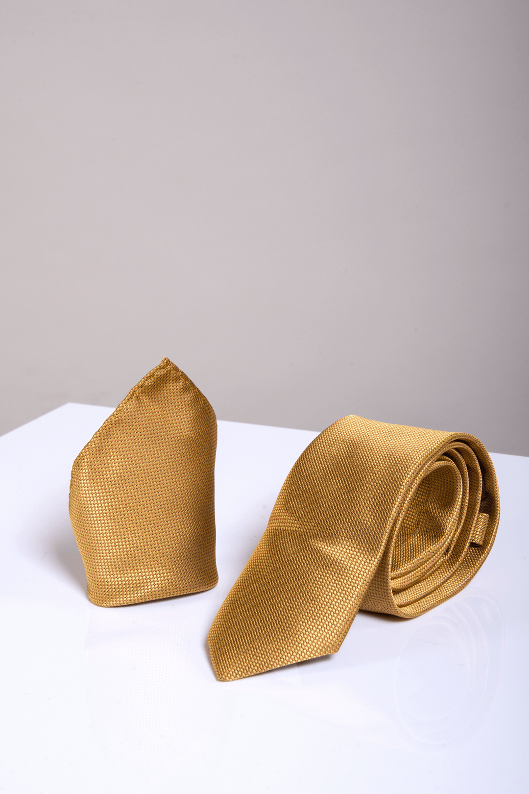 TOBY - Birdseye Tie & Pocket Square Set In Mustard