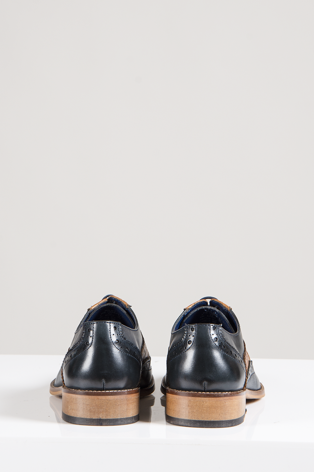 RILEY - Navy Tan Leather Contrast Oxford Brogue Shoe