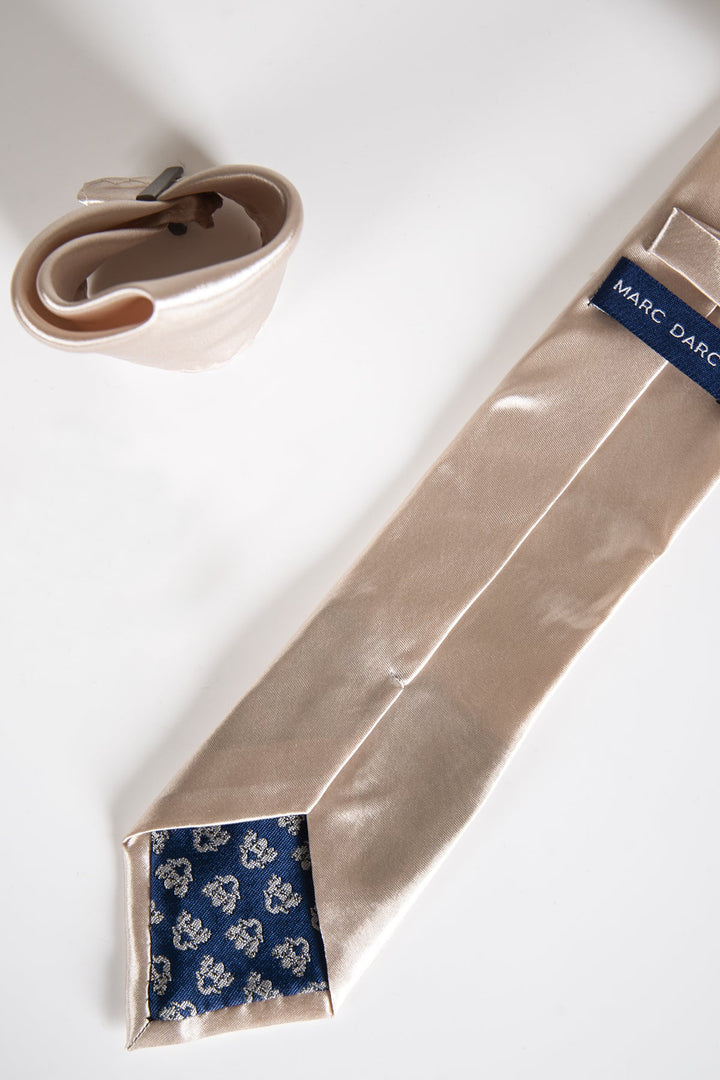 STANLEY - Satin Tie and Pocket Square Set In Champagne