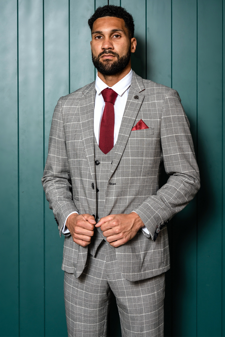 The Sheffield Utd Collection - Wes Foderingham in Ross Grey Check Suit