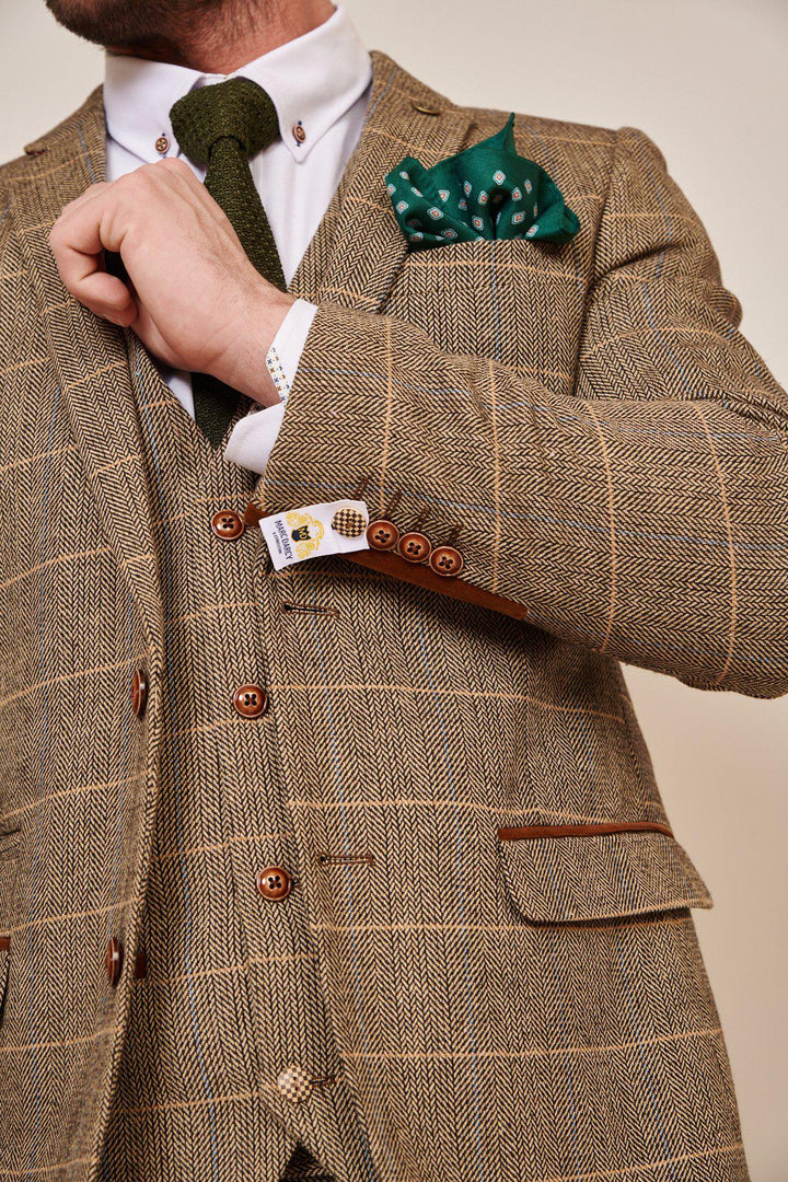 TED - Tweed Suit With MAX Navy Waistcoat