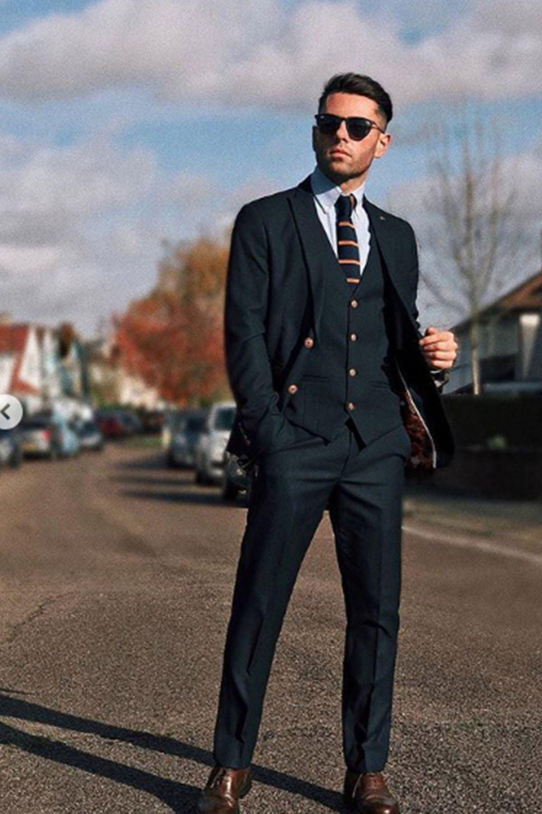 Blogger Style | MAX Navy Suit As Worn By Remus Bujor