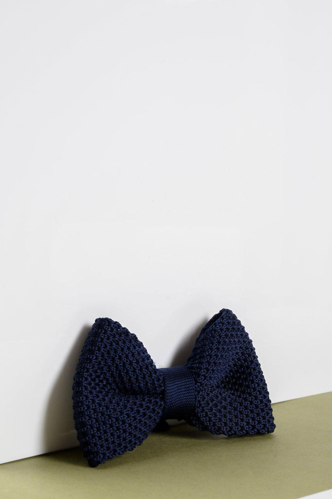 Knitted Bow Tie