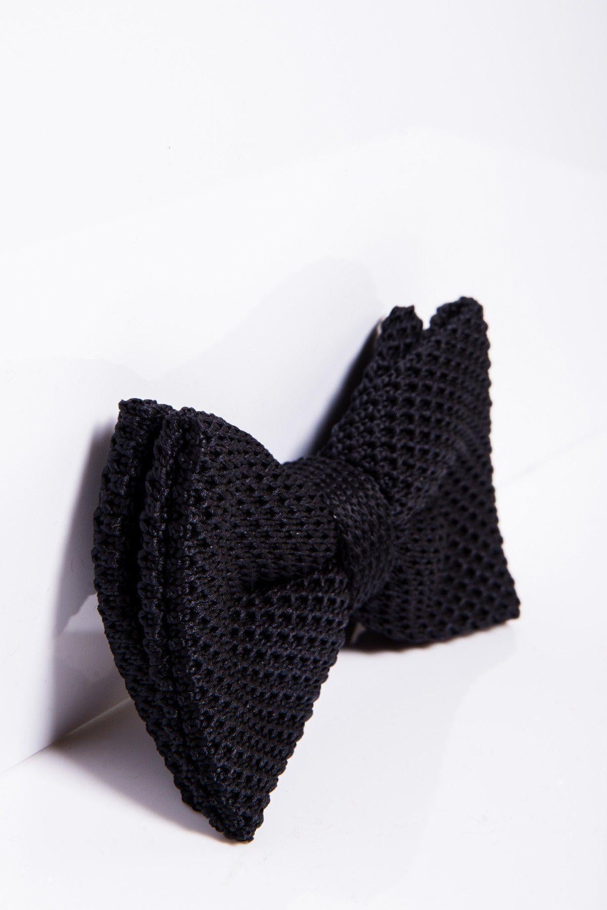 The marcdarcy KB - Knitted Double Layer Bow Tie in Black is displayed on a white background, showcasing its textured knit and timeless silhouette—perfect for refined evening attire.
